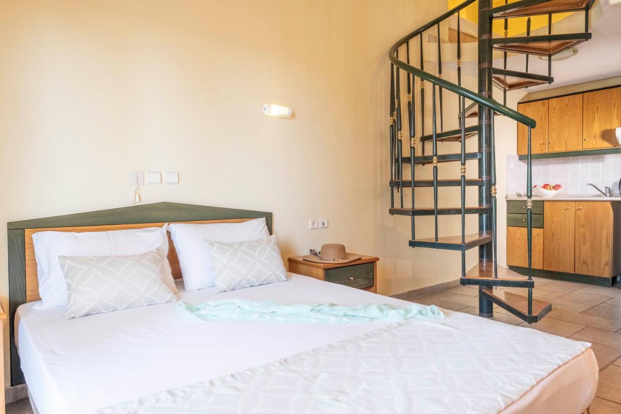 Aristides Hotel Fourka Eksteriør billede
